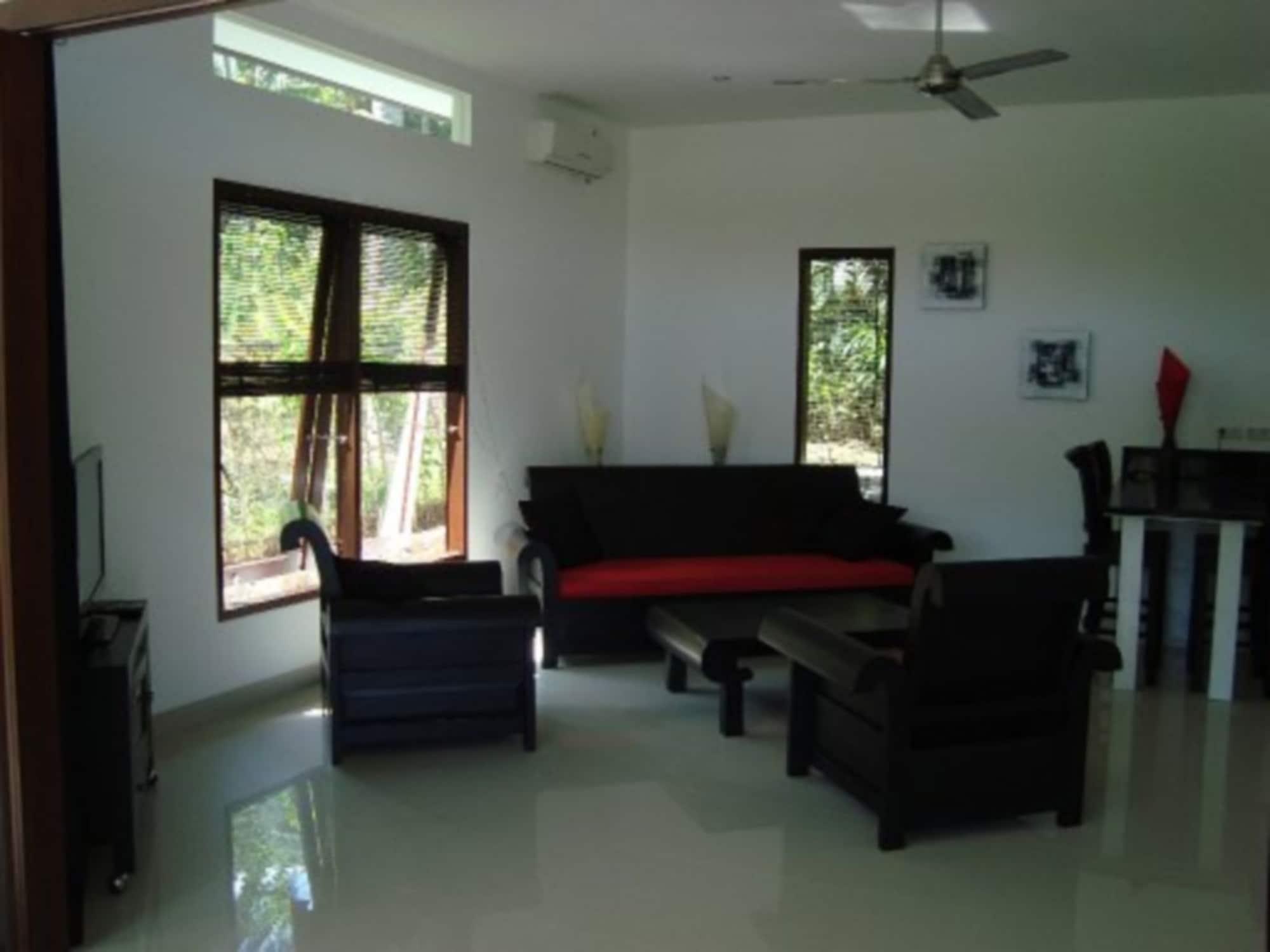 Dream Estate Resort Senggigi Exterior photo